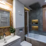 Vacationclub - Konstytucji 3 Maja 33a 3 * 카르파츠